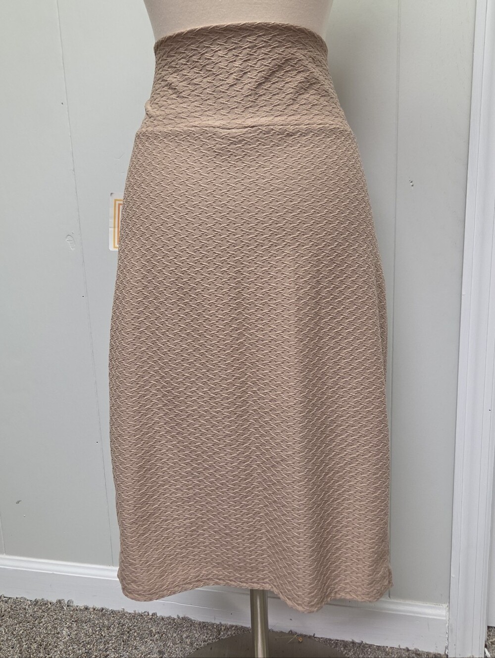 Lularoe Cassie Neutral Textured A-Line Skirt Large- Beige